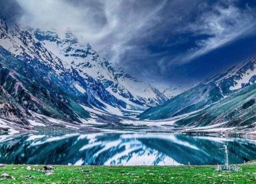 Lake Saiful Mulook