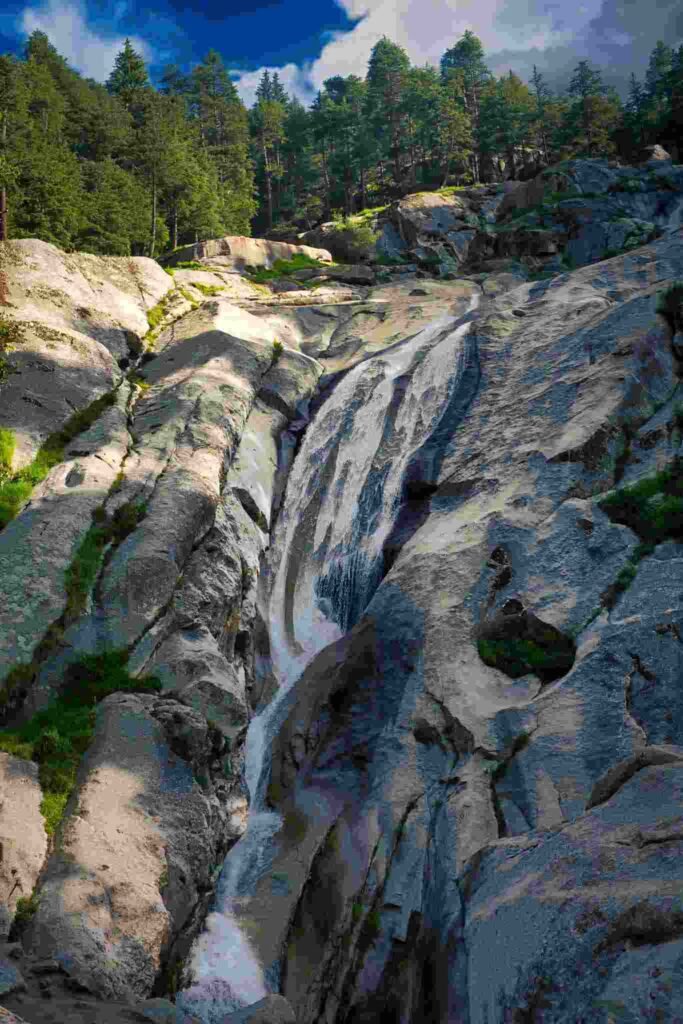 kumrat waterfall